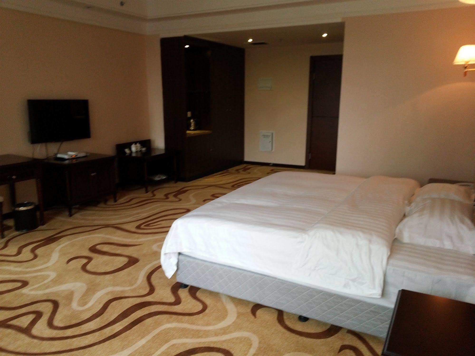 Chengdu Airport Ruijia Hotel Exteriör bild